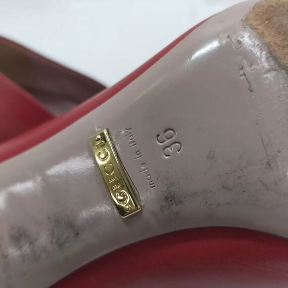 Authentic Gucci Red Leather Horsebit Heels – Size 36 (EU) / 6 (US) - Picture 5 of 7